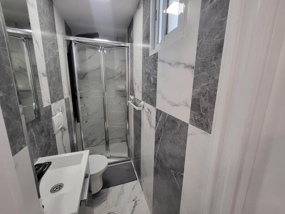 Las Canteras New 2 Bedrooms Flat At The Beach Parking Optional Las Palmas Buitenkant foto