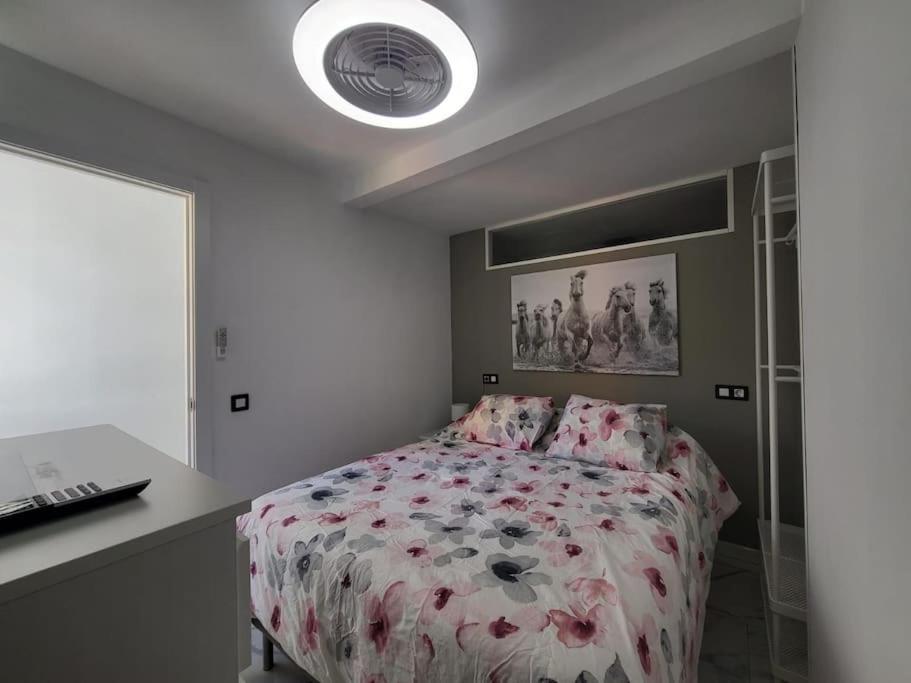 Las Canteras New 2 Bedrooms Flat At The Beach Parking Optional Las Palmas Buitenkant foto