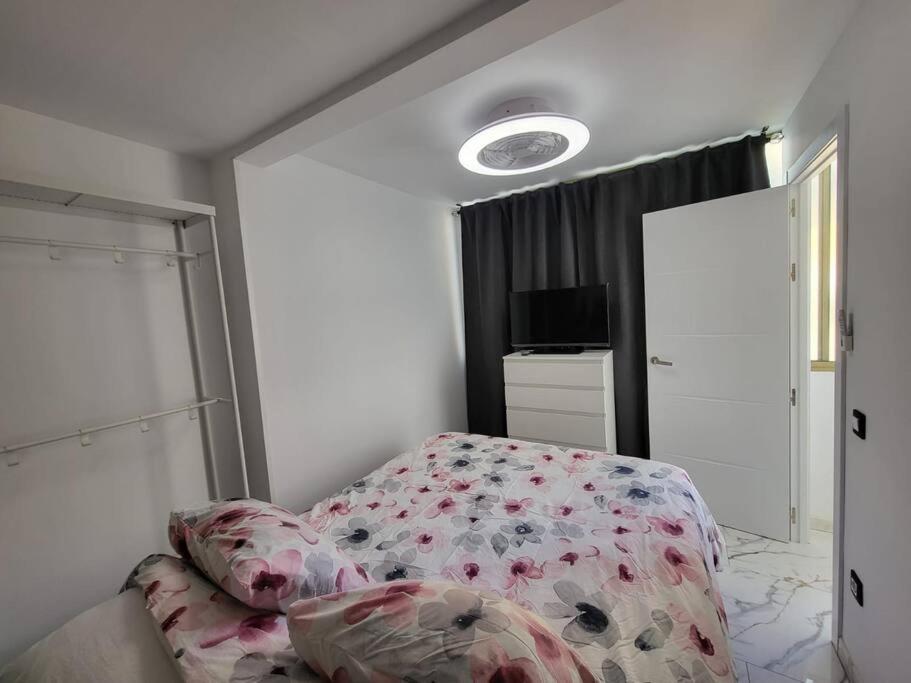 Las Canteras New 2 Bedrooms Flat At The Beach Parking Optional Las Palmas Buitenkant foto