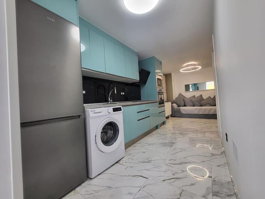 Las Canteras New 2 Bedrooms Flat At The Beach Parking Optional Las Palmas Buitenkant foto