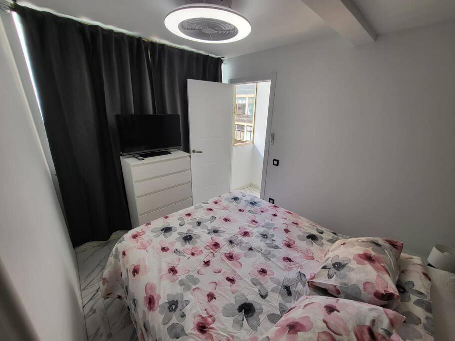 Las Canteras New 2 Bedrooms Flat At The Beach Parking Optional Las Palmas Buitenkant foto